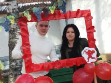 МЛАДЕЖИТЕ НА ЧЕРВЕНИЯ КРЪСТ ЗАЛЯХА ОБЛАСТ ЛОВЕЧ С ВАЛЕНТИНКИ