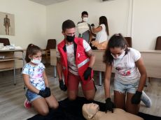 „ОБЛАСТНИЯ СЪВЕТ НА БЧК ЛОВЕЧ ПРОВЕДЕ ДЕН НА ОТВОРЕНИТЕ ВРАТИ“