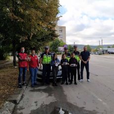 Под логото „ Лесно е да спасиш живот! Просто спазвай правилата!“ Европейския ден без жертви на пътя 21 септември под егидата на Областен управител-Ловеч, отбелязаха БЧК, Сектор „Пътен контрол“ и ОУ „Христо Никифоров“