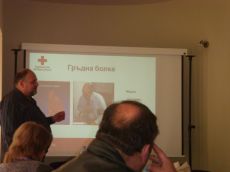 БЧК обучава кметове и кметски наместници в първа долекарска помощ на работното място